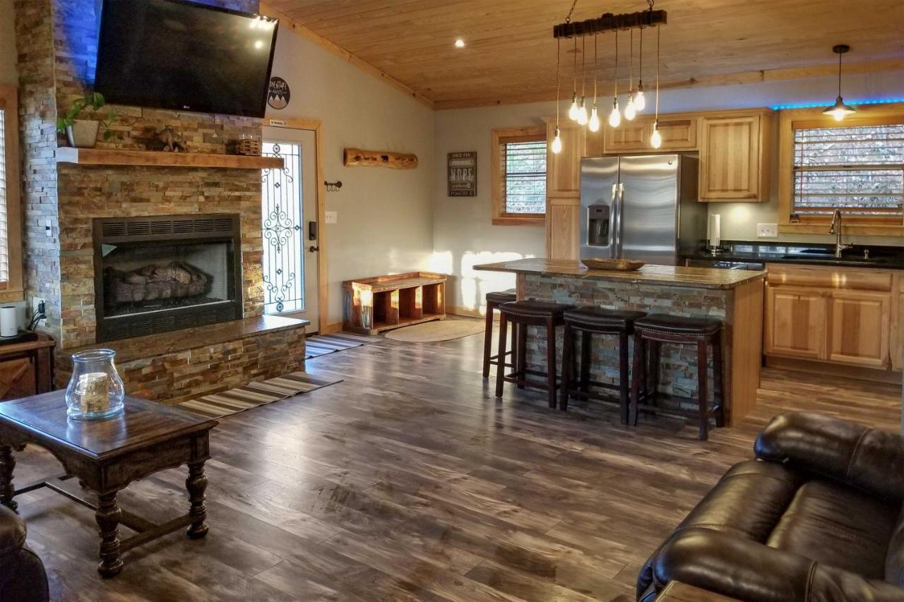 Secluded Cabin With Hot Tub, 3 Mi To Pigeon Forge! Сивиървил Екстериор снимка